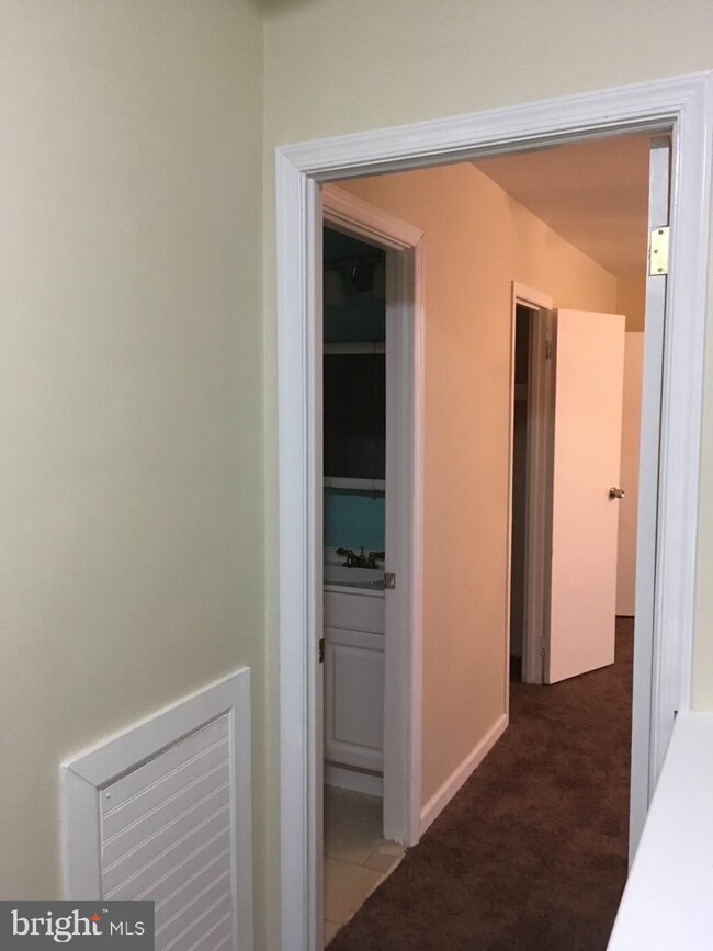 1604 Timber Creek, Lindenwold, NJ 08021 - photo 5