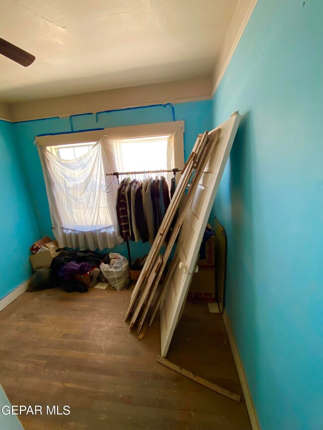 2319 Byron St, El Paso, TX 79930 - photo 4