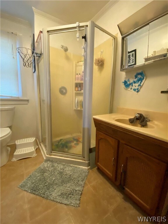Lower front-Full shower in bathroom with great spa