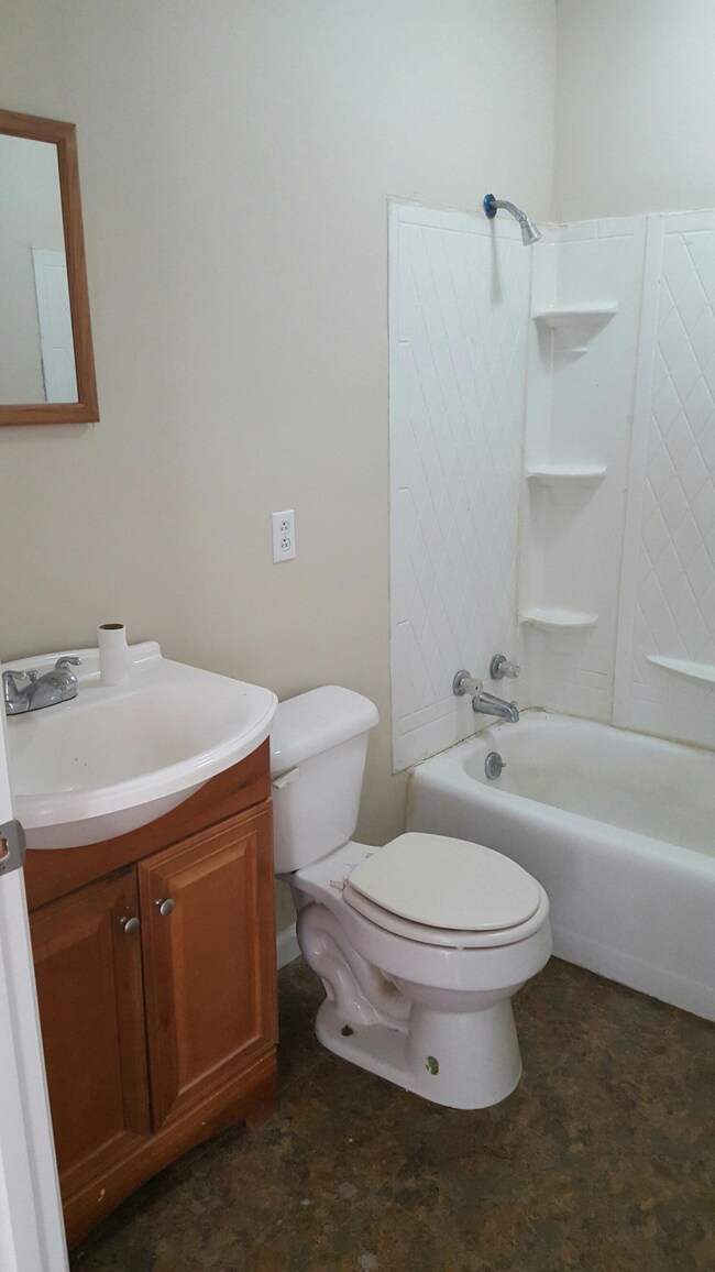 1021 Beaver Lake Rd, Lawrenceburg, KY 40342 - photo 5