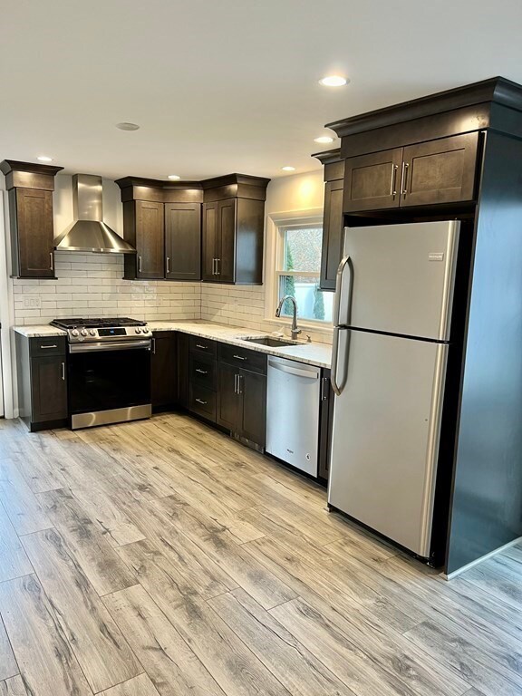 50 Wetherell St unit 50, Newton Upper Falls, MA 02464 - photo 4