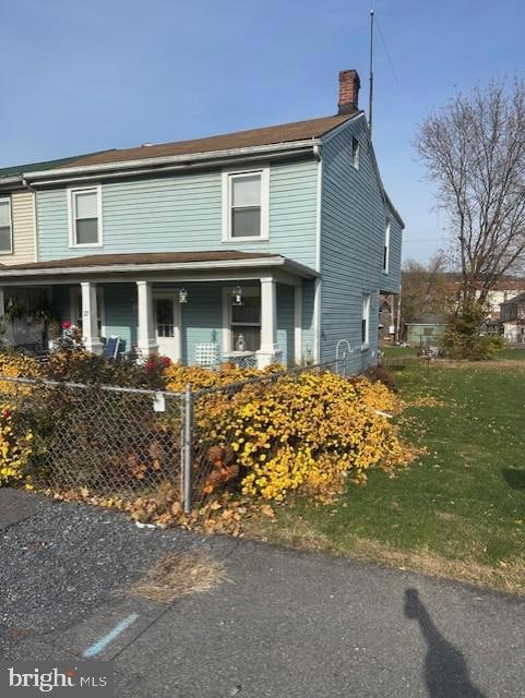 27 Henrietta St, Lewistown, PA 17044 - photo 2
