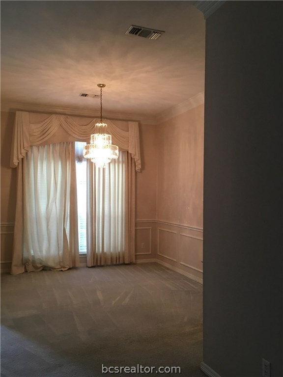 Formal dining