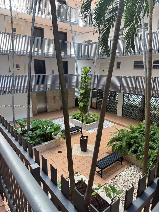 100 Ocean Lane Dr unit 205, Key Biscayne, FL 33149 - photo 3