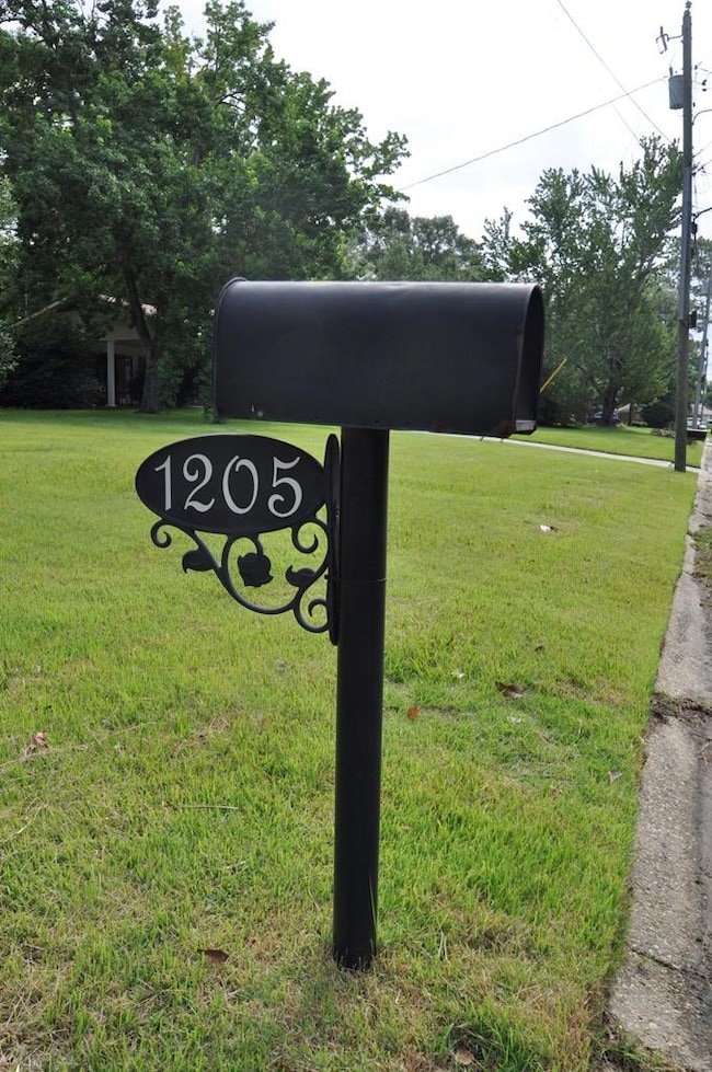 1205 Stemwood Dr, Picayune, MS 39466 - photo 2