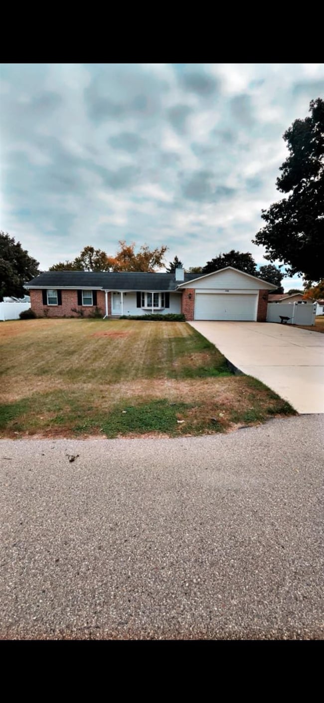 740 E Holly Rd, Beloit, WI 53511 - photo 2