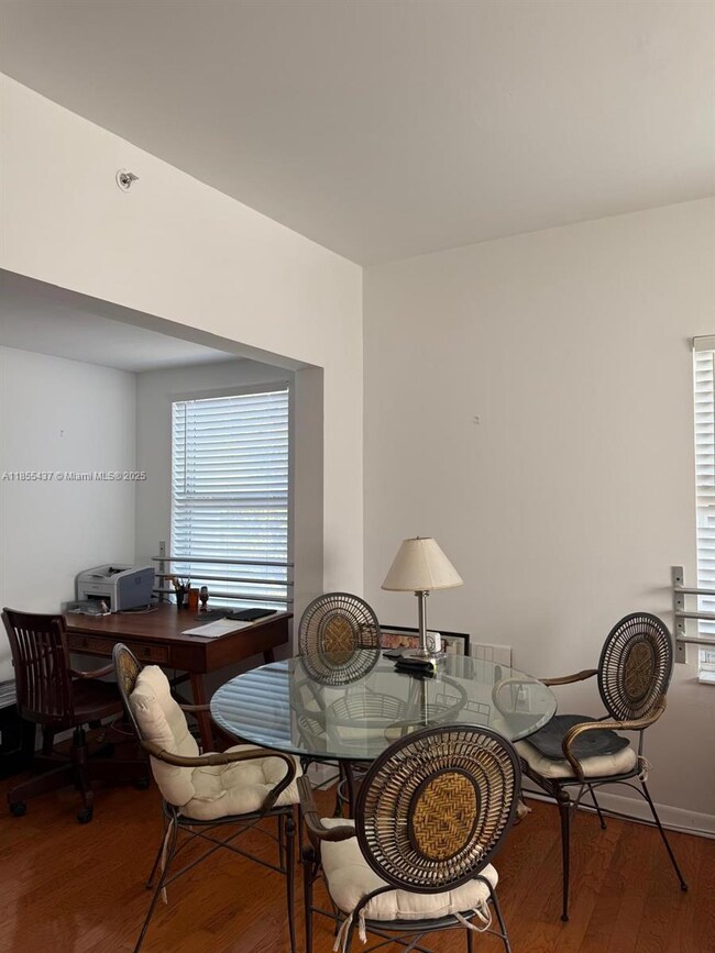 1542 Drexel Ave unit 301, Miami Beach, FL 33139 - photo 6