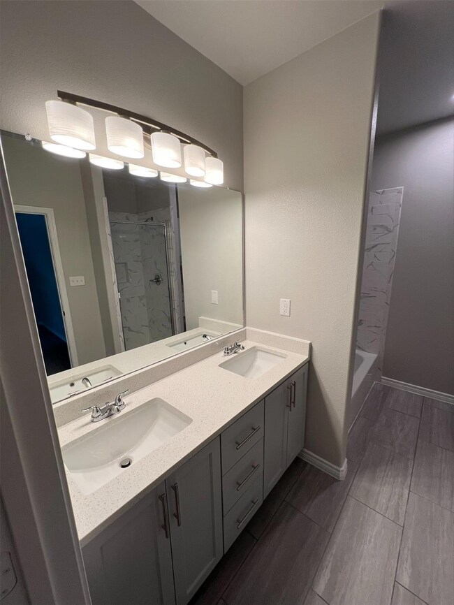 617 E 7th St, Bonham, TX 75418 - photo 7