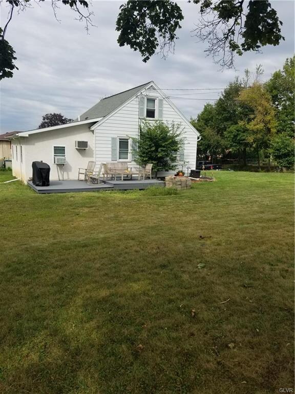 922 E Juniata St, Allentown, PA 18103 - photo 3