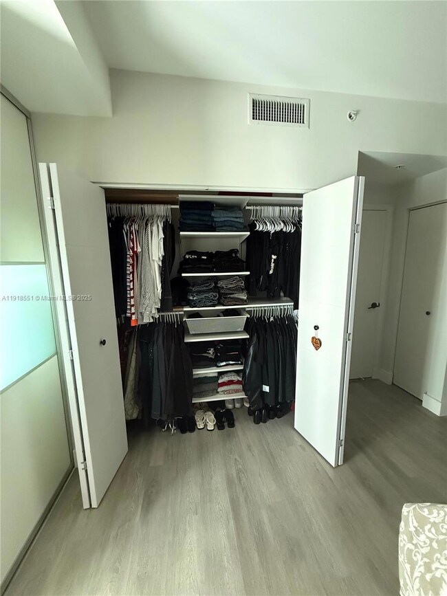 The Ivy Condominium unit 2108, Miami, FL 33130 - photo 7