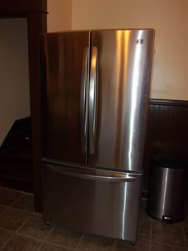 708 N Van Buren St, Auburn, IN 46706 - photo 6