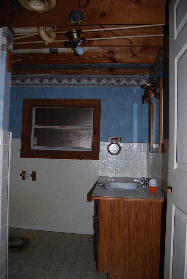 watts bath downstairs