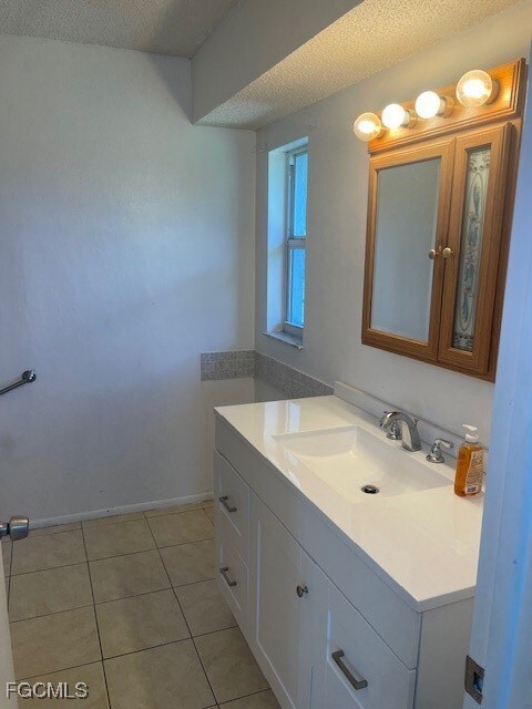 1211 SE 35th St, Cape Coral, FL 33904 - photo 5