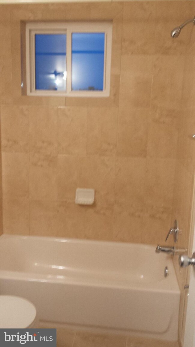 2848 Iverson St unit 108, Temple Hills, MD 20748 - photo 4