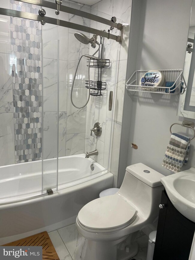 118 E Wilson Ave, Moorestown, NJ 08057 - photo 7