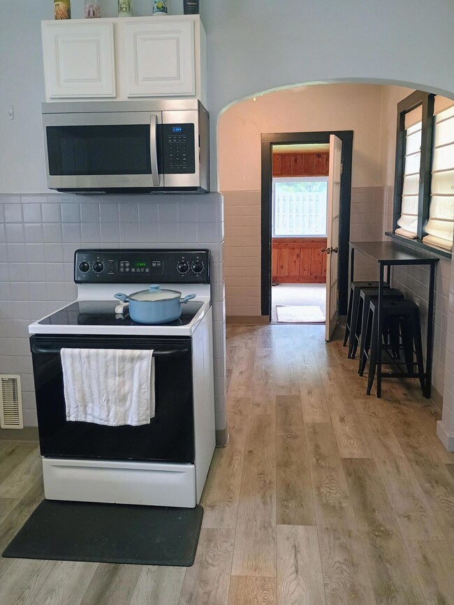 315 Spring St, Big Rapids, MI 49307 - photo 7