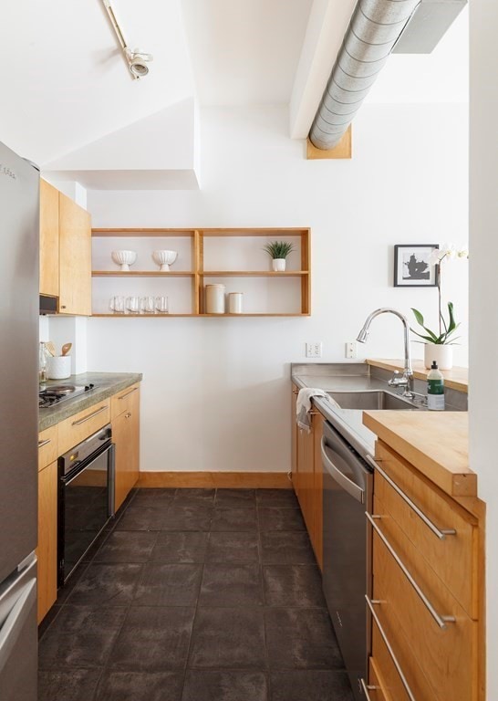 49 Market St unit 1, Cambridge, MA 02139 - photo 3