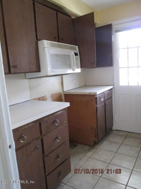 1530 El Prado Rd unit 8, Jacksonville, FL 32216 - photo 4