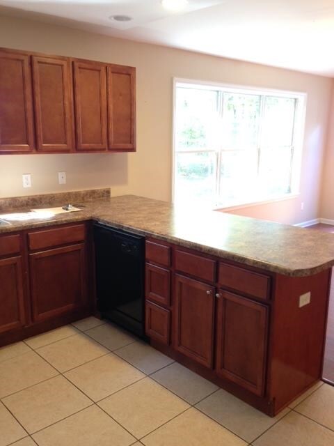 12 Rathbone Rd, Crawfordville, FL 32327 - photo 4