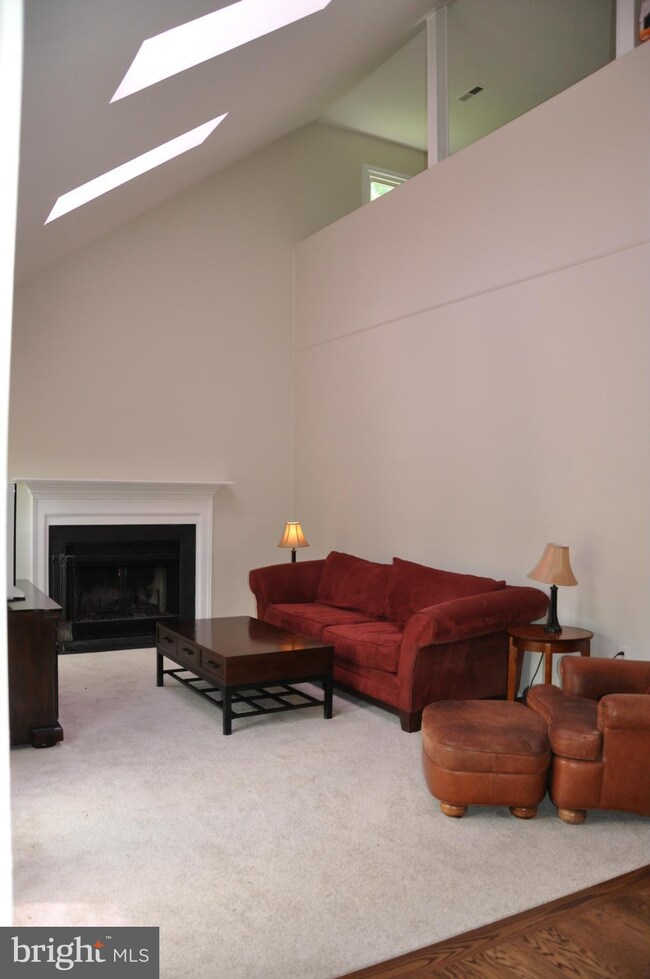 13161 Ladybank Ln, Herndon, VA 20171 - photo 6