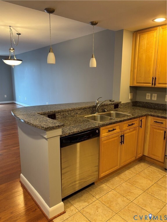 210 Rocketts Way unit 404, Henrico, VA 23231 - photo 3