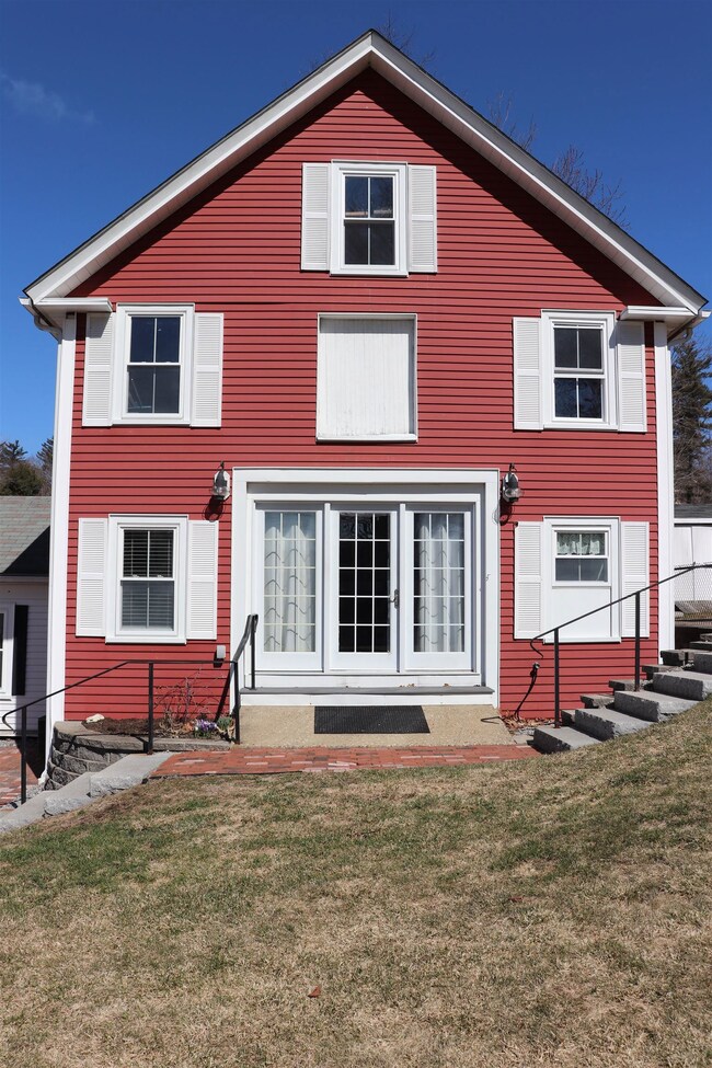 12 Summer St, Goffstown, NH 03045 - photo 6