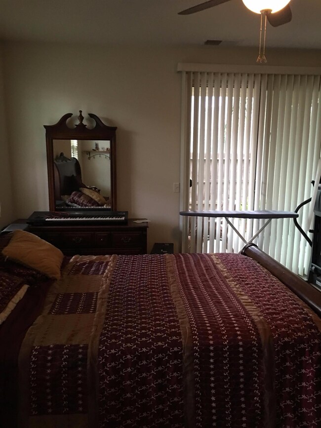 6798 E Michigan Ave, Fresno, CA 93727 - photo 6