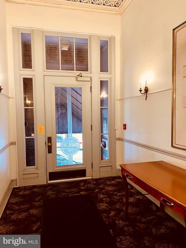 529 N Charles St unit 103, Baltimore, MD 21201 - photo 4