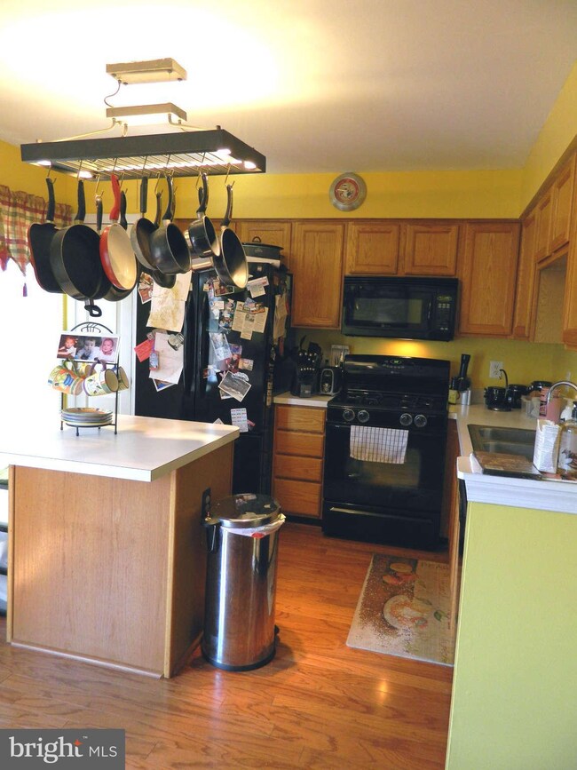 8243 Vermont Place, Manassas, VA 20111 - photo 3