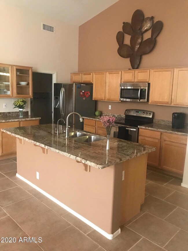 PIC - KITCHEN