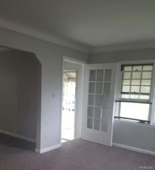 20502 Riopelle St, Highland Park, MI 48203 - photo 6