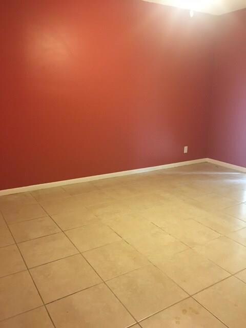 22252 Woodspring Dr unit B, Boca Raton, FL 33428 - photo 3