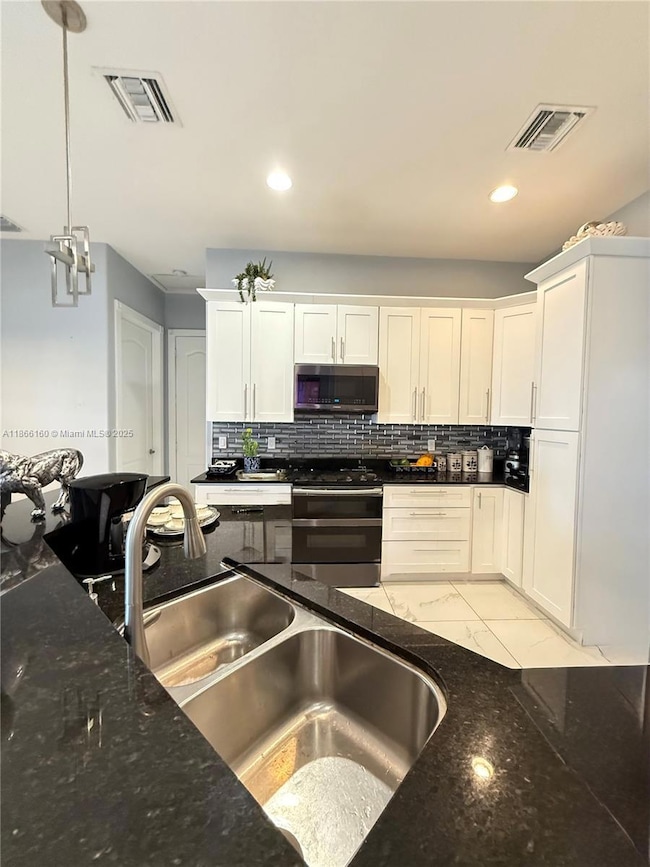 6215 NW West Deville Cir, Port Saint Lucie, FL 34986 - photo 6