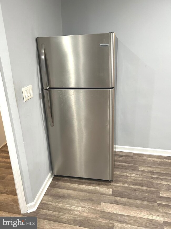 5226 W Berks St unit 2, Philadelphia, PA 19131 - photo 4