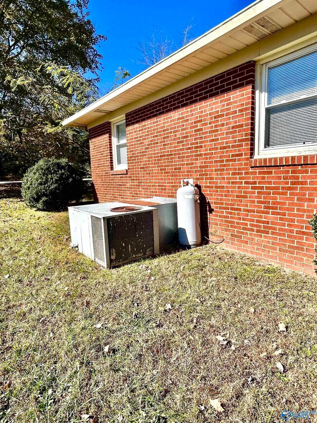 765 Oak Grove Rd, Goodspring, TN 38460 - photo 6