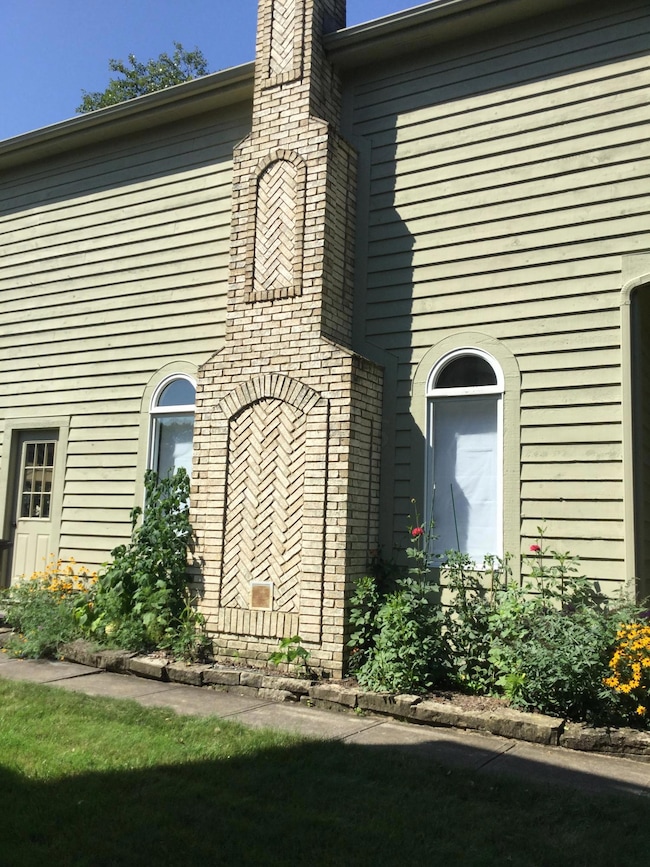 exterior side