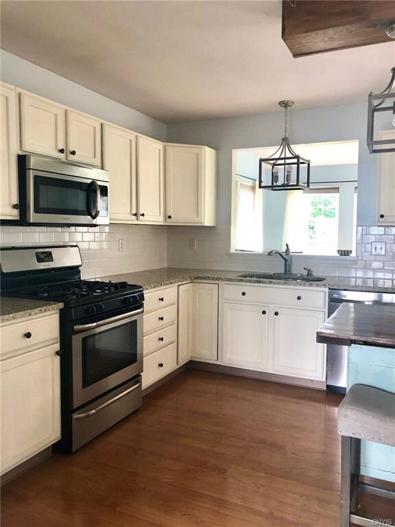 103 Bette Cir, Chittenango, NY 13037 - photo 5