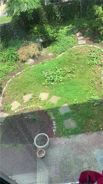 Relaxing yard