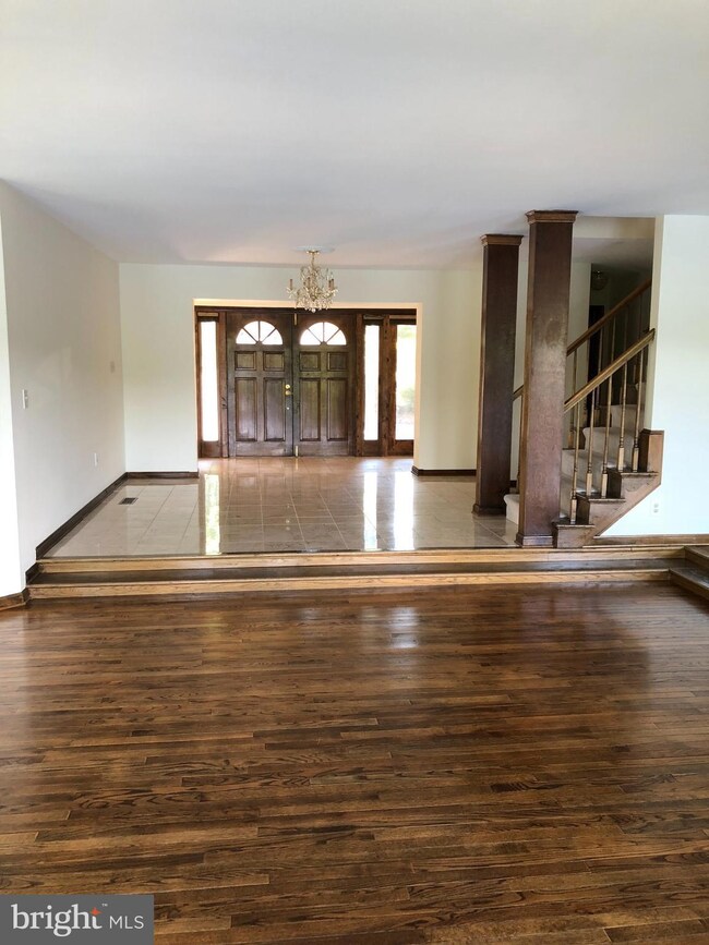 6220 Lakeview Dr, Falls Church, VA 22041 - photo 7