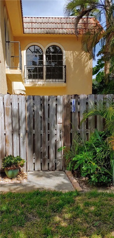 1001 Royal Palm Blvd unit 4, Vero Beach, FL 32960 - photo 2