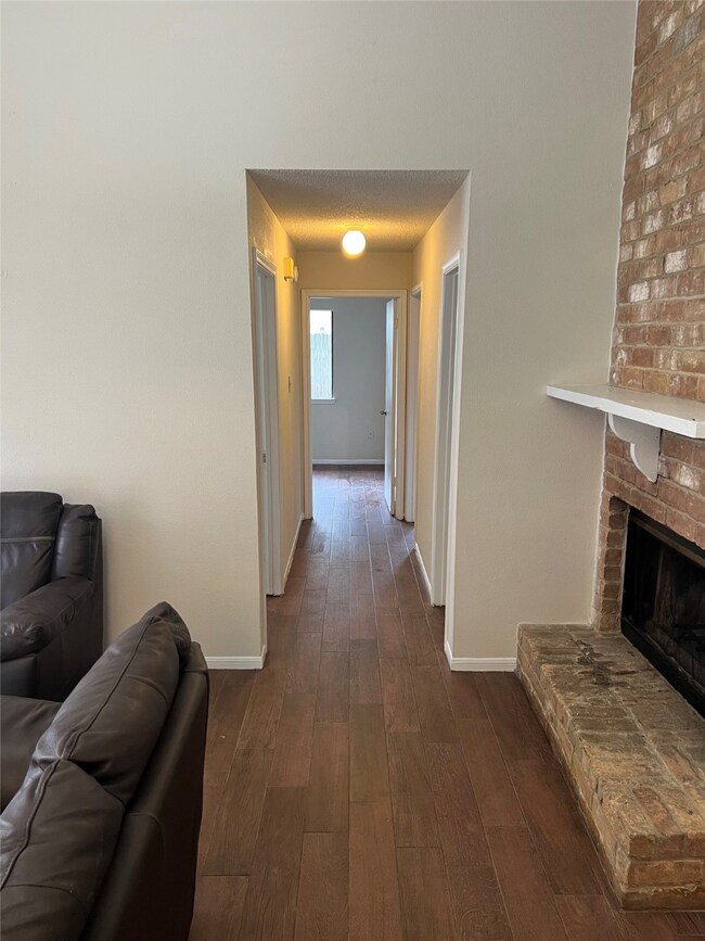 1527 Silver Bell Dr, Houston, TX 77038 - photo 7