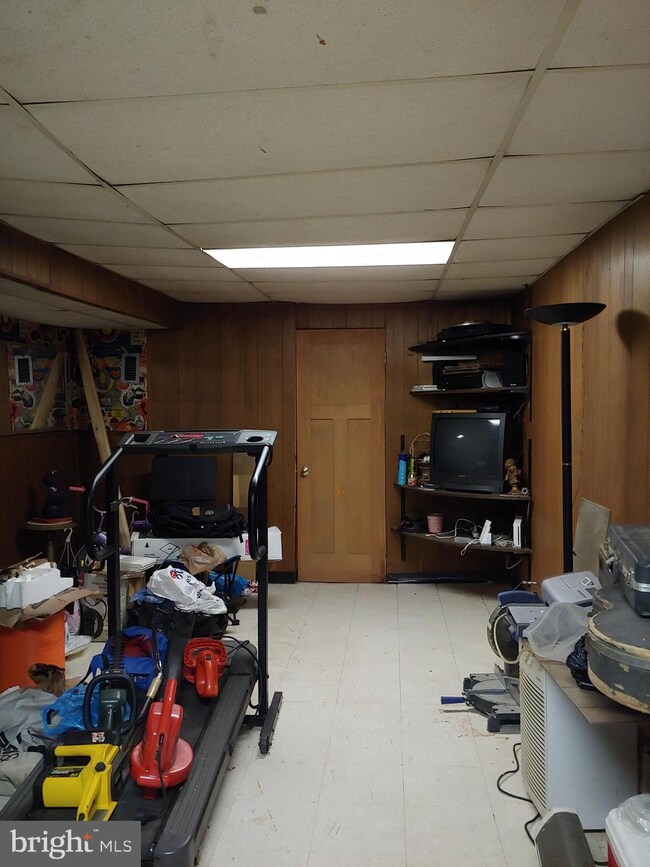 2828 Clifton Park Terrace, Baltimore, MD 21213 - photo 4