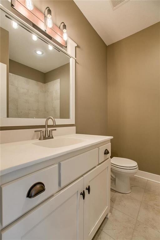 21017 Emerald St, Spring Hill, KS 66083 - photo 3