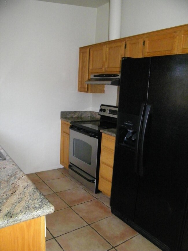 2328 E 6th St, Tucson, AZ 85719 - photo 3