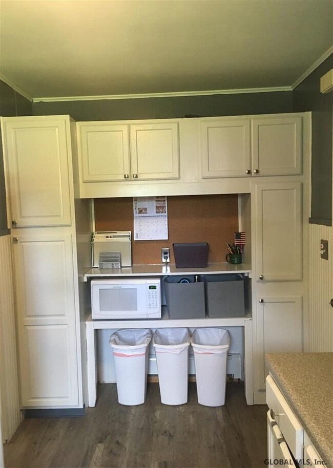 47 Wilkins Ave, Albany, NY 12205 - photo 7