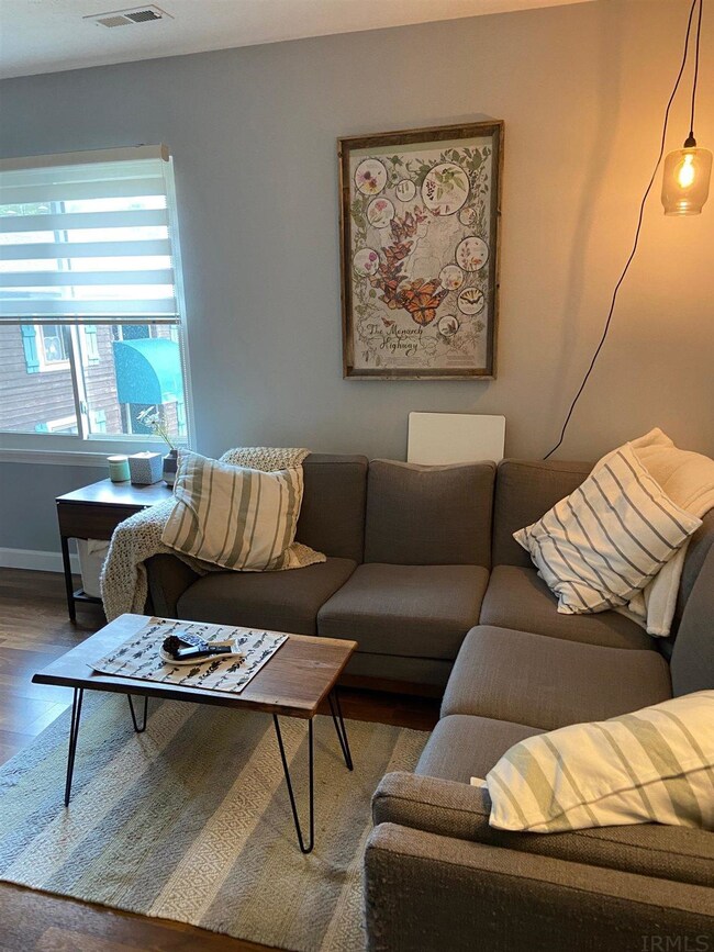 352 S Wilmington Ct unit Building 7, Unit C, Bloomington, IN 47401 - photo 3