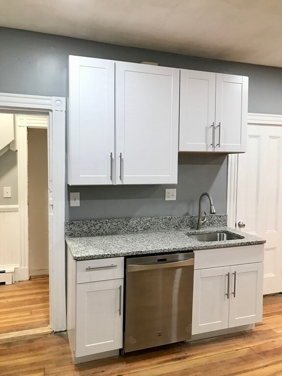 3 Balmoral Park unit 1, Boston, MA 02127 - photo 3