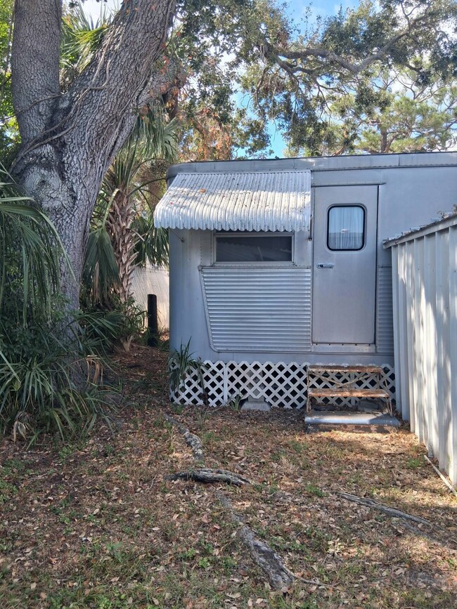 6135 66th St N unit Lot 109, Saint Petersburg, FL 33709 - photo 6