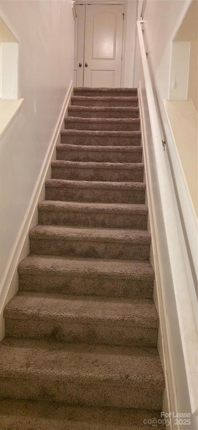 1504 Keystone Dr, Salisbury, NC 28147 - photo 6