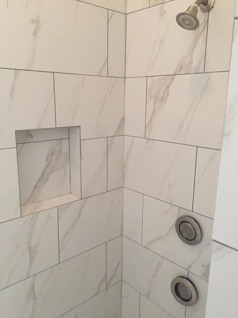 Body sprays master shower
